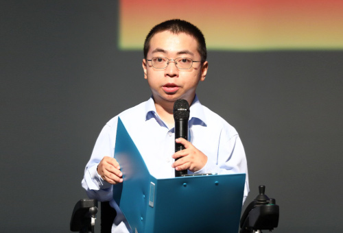 Image for 矣晓沅：“轮椅上的学霸”，用科技推动无障碍发展